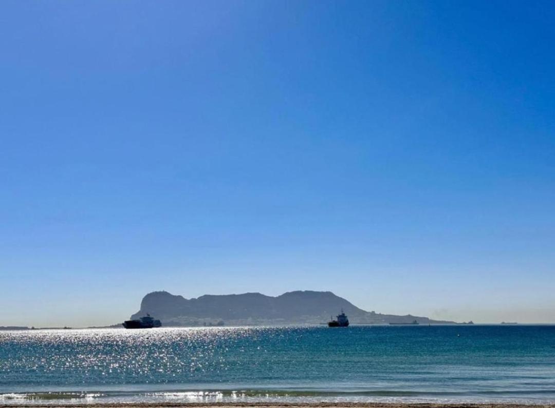 Seaside Double With Private Kitchen & Bathroom * Algeciras