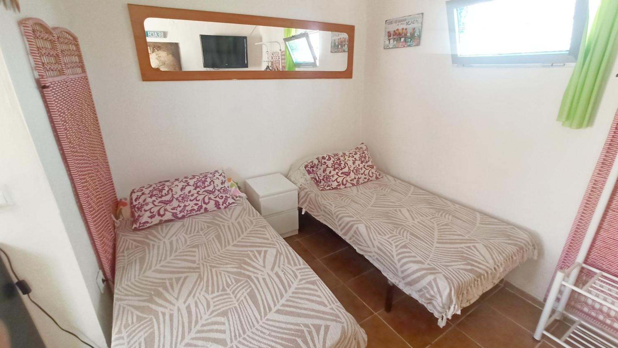 Seaside Double With Private Kitchen & Bathroom Apartment Algeciras